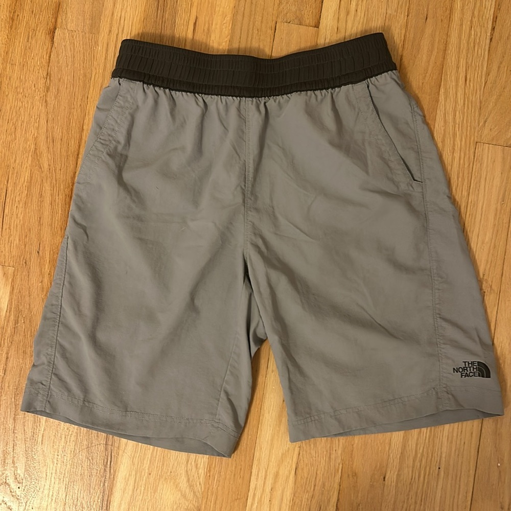 North face men’s gray adjustable waist shorts size small